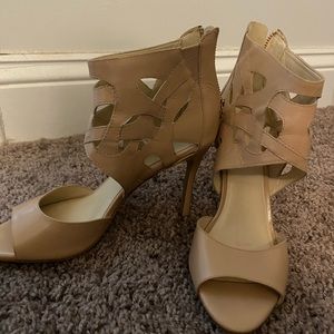 Nine West nude heels